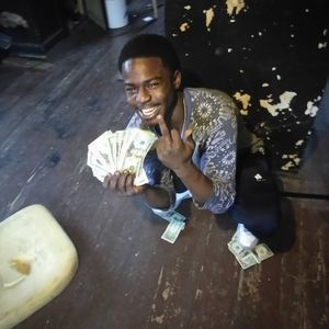 Meet your Posher, Ramon lamont